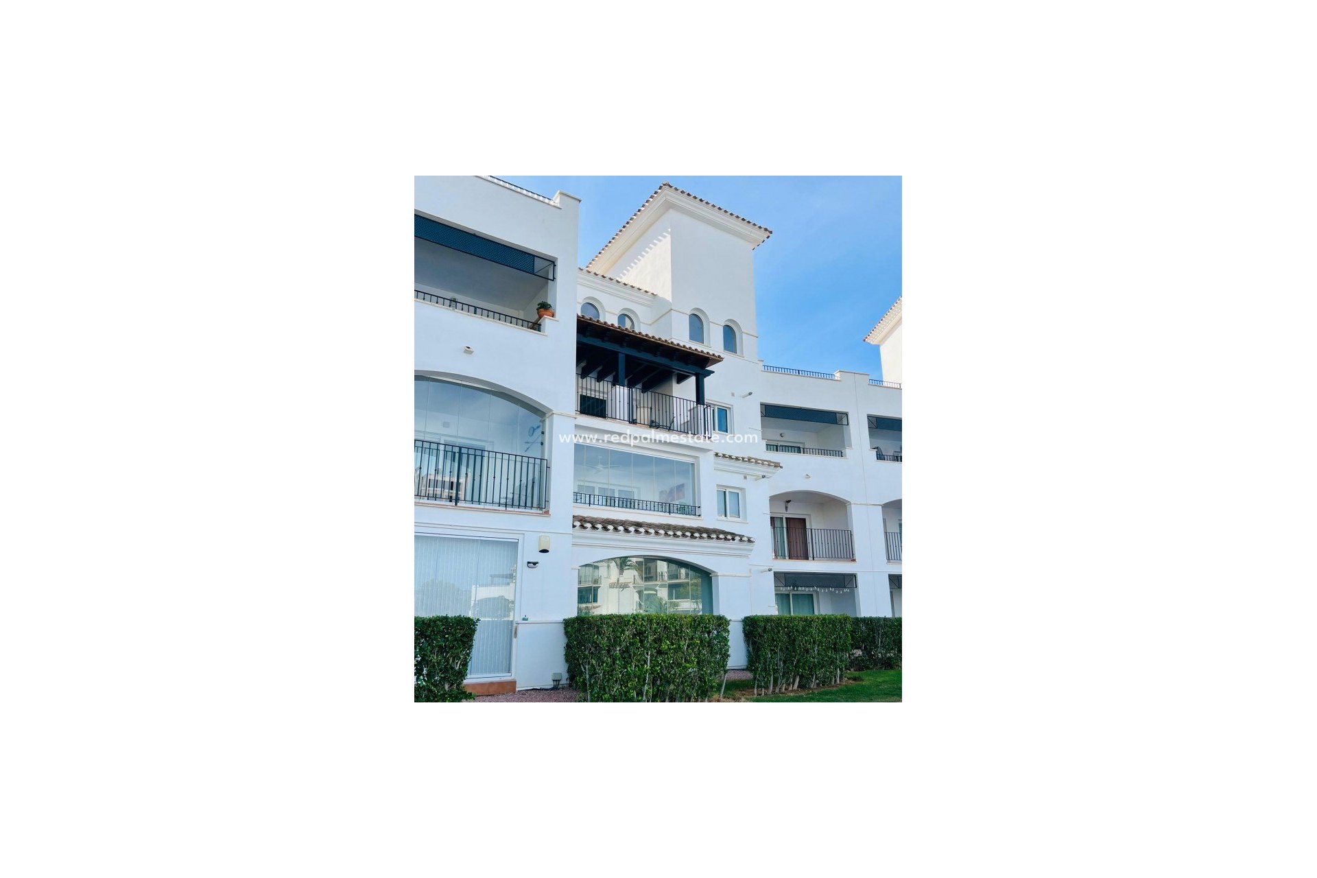 Resale - Apartment -
Hacienda Riquelme Golf Resort - Inland