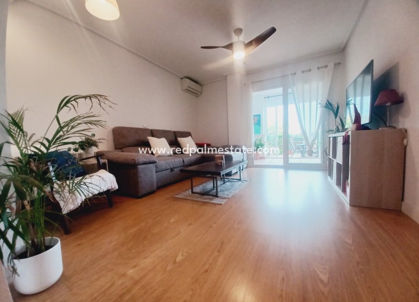 Resale - Apartment -
Hacienda Riquelme Golf Resort - Inland