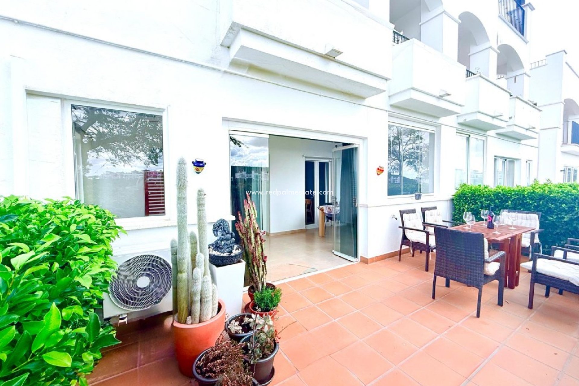 Resale - Apartment -
Hacienda Riquelme Golf Resort - Inland