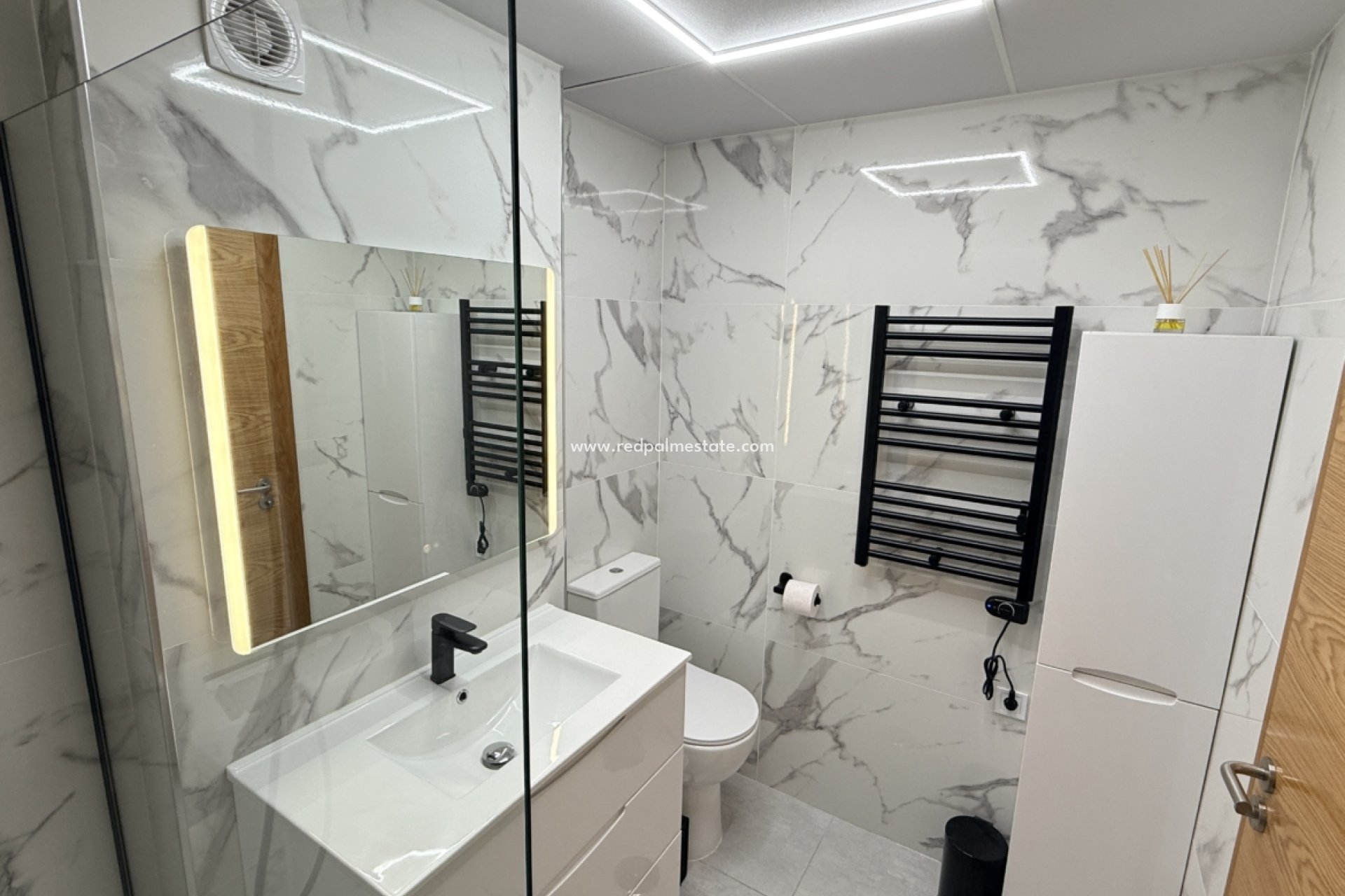 Resale - Apartment -
Hacienda Riquelme Golf Resort - Inland