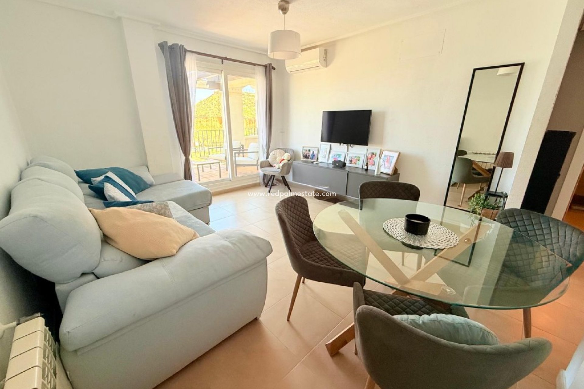 Resale - Apartment -
Hacienda Riquelme Golf Resort - Inland