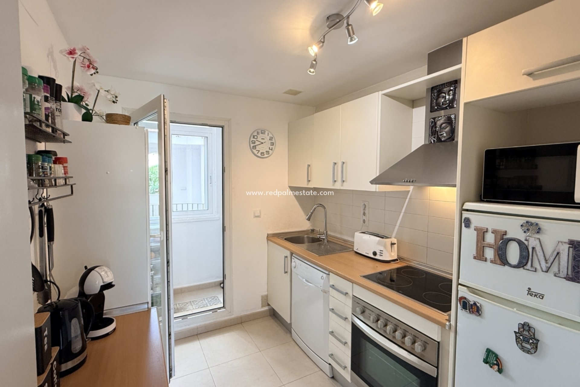 Resale - Apartment -
Hacienda Riquelme Golf Resort - Inland