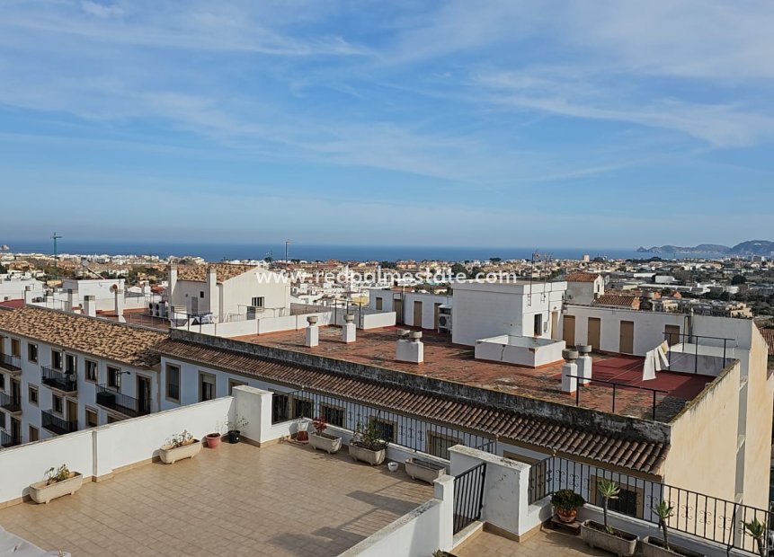 Resale - Apartment -
Jávea