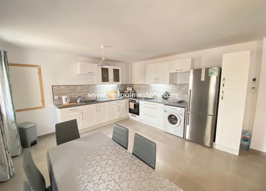 Resale - Apartment -
Jávea