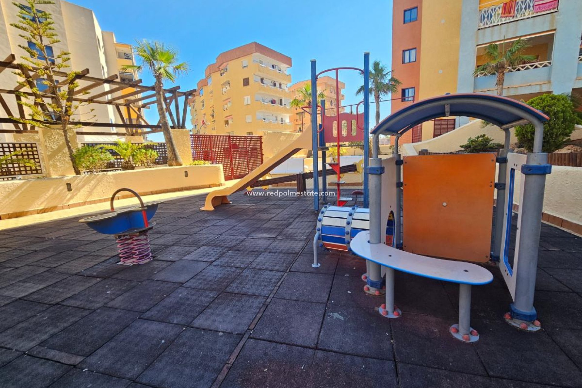 Resale - Apartment -
La Manga - Costa Calida