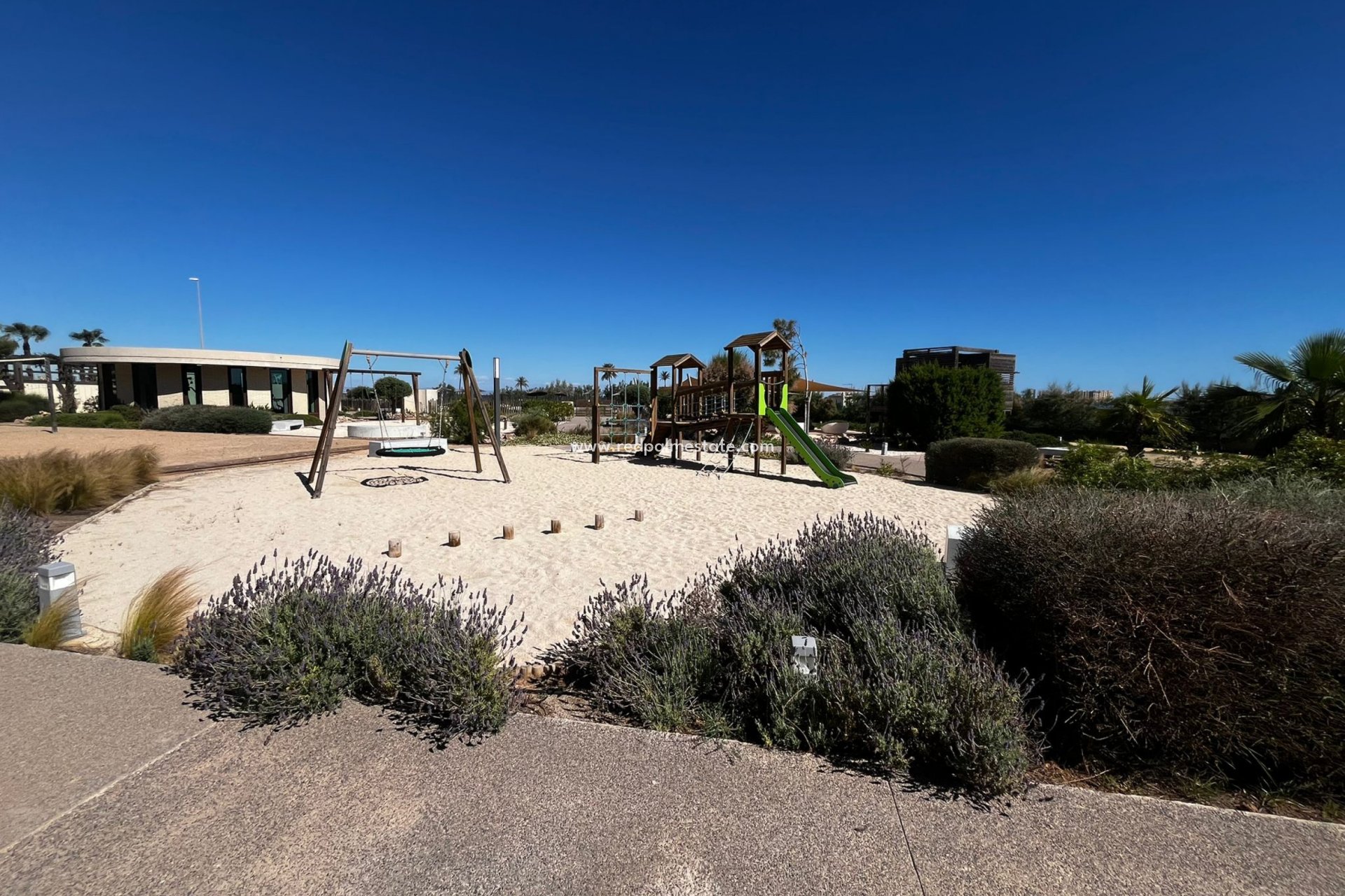 Resale - Apartment -
La Manga - Playa Honda