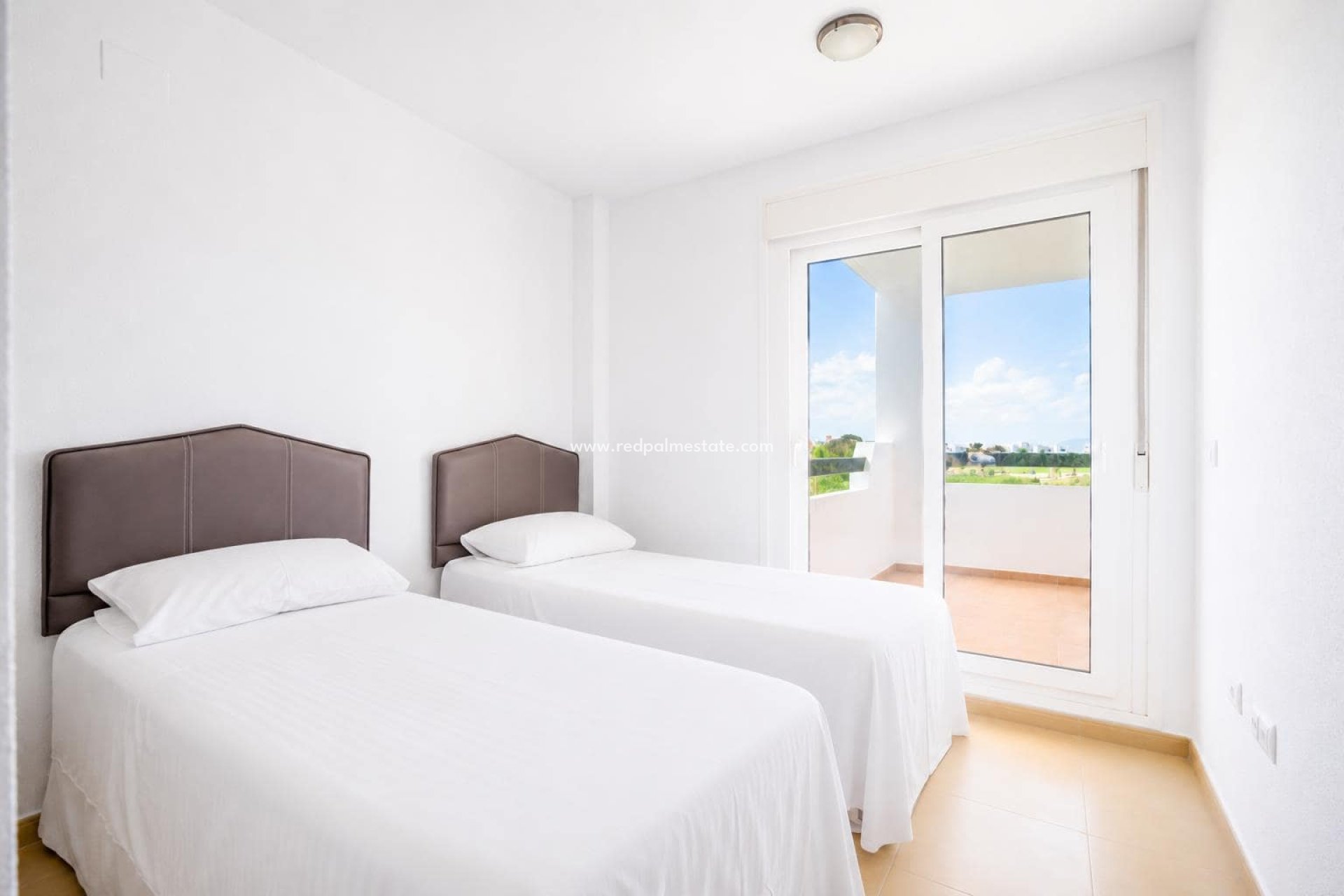 Resale - Apartment -
La Torre Golf Resort - Inland