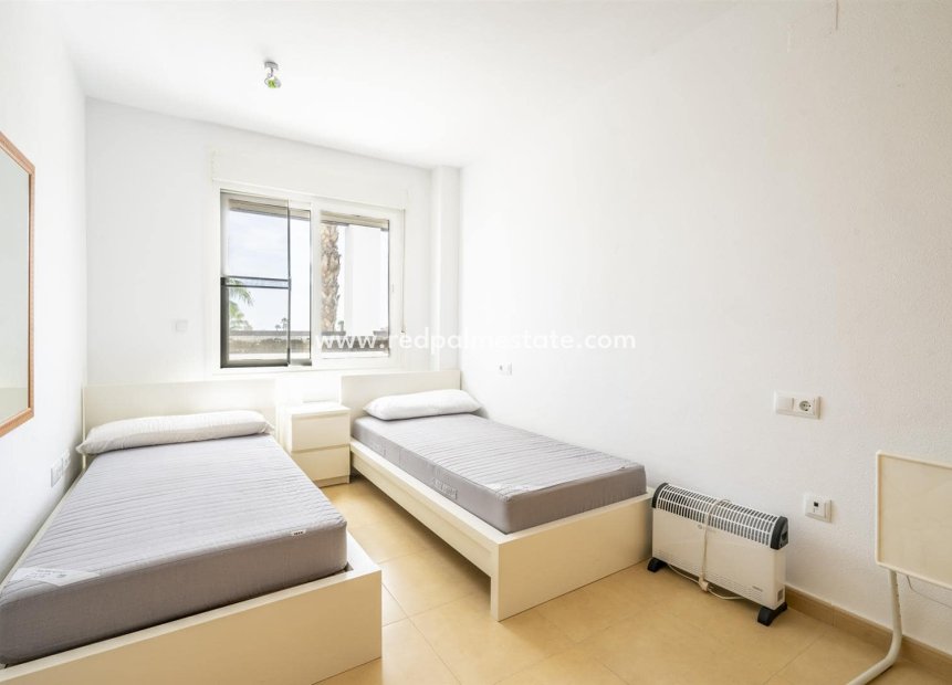 Resale - Apartment -
La Torre Golf Resort - Inland
