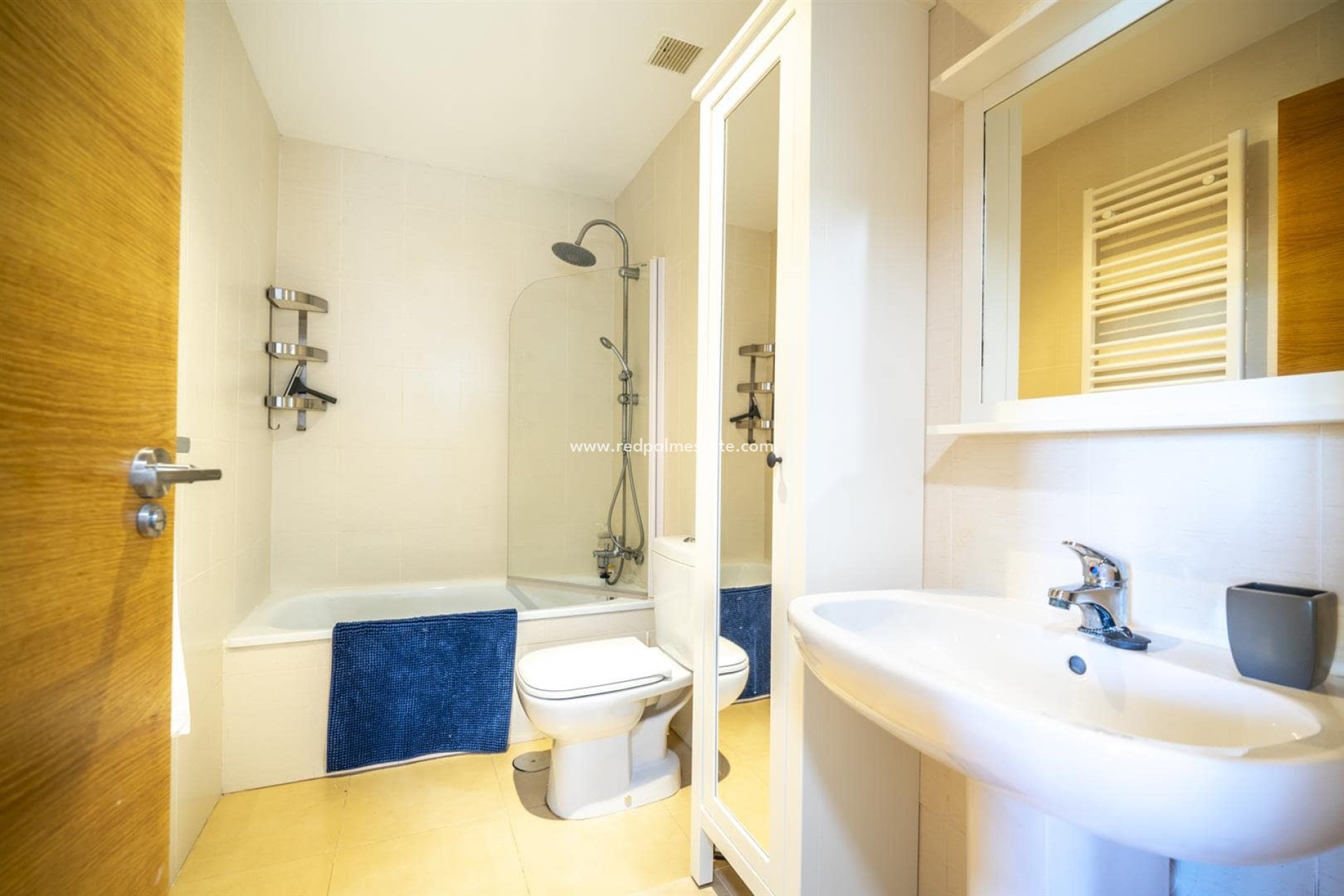 Resale - Apartment -
La Torre Golf Resort - Inland