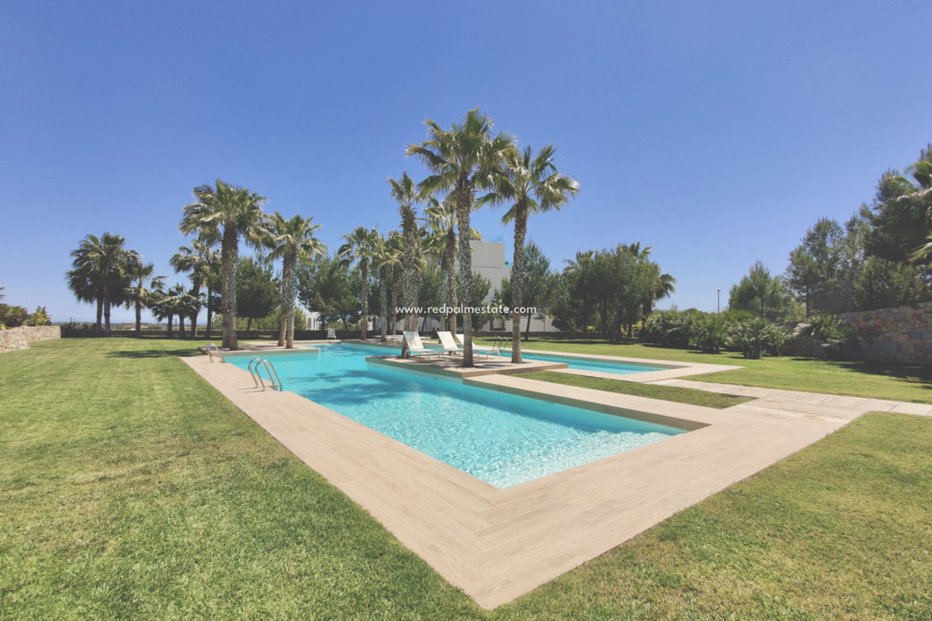 Resale - Apartment -
Las Colinas Golf - Costa Blanca