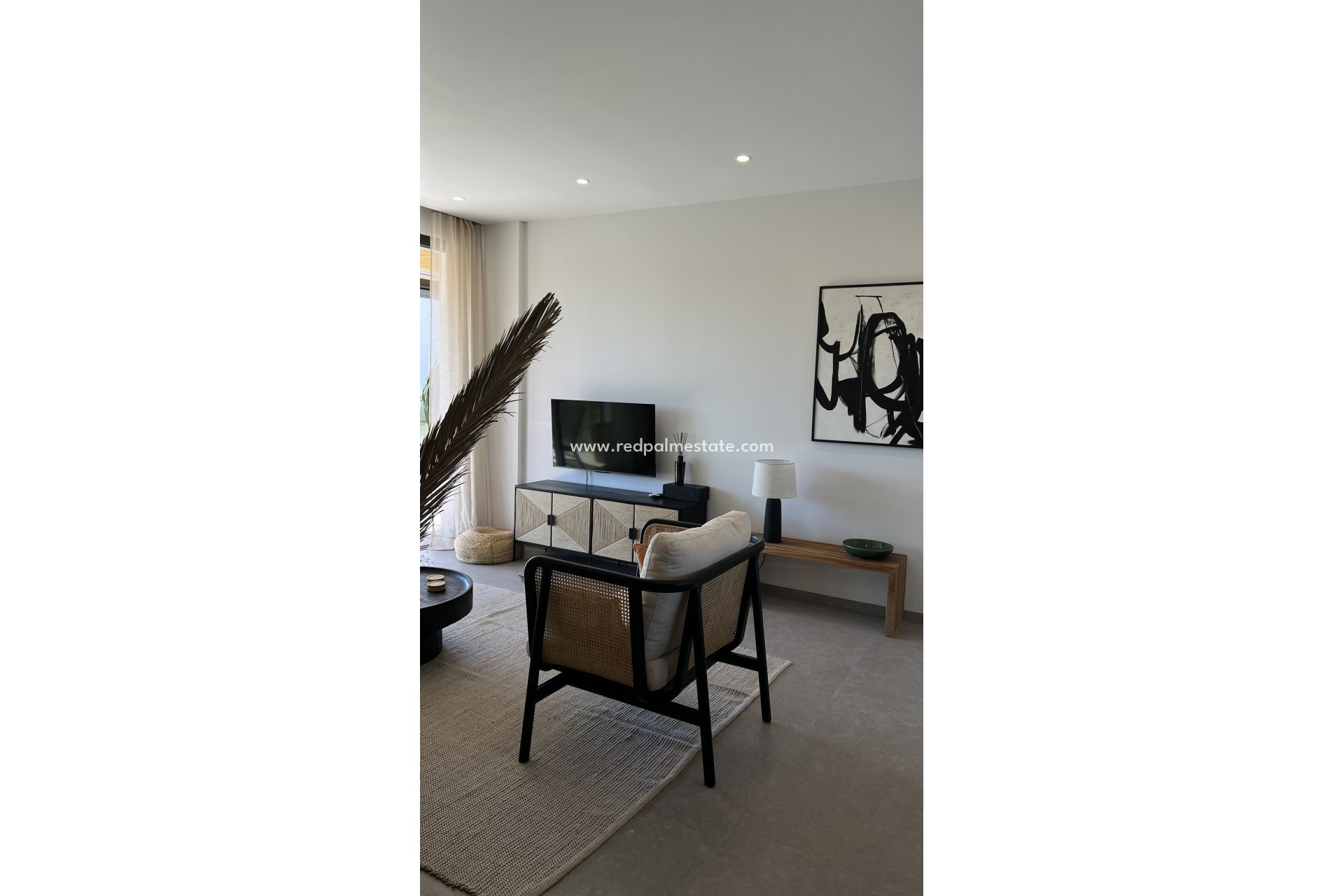 Resale - Apartment -
Las Colinas Golf