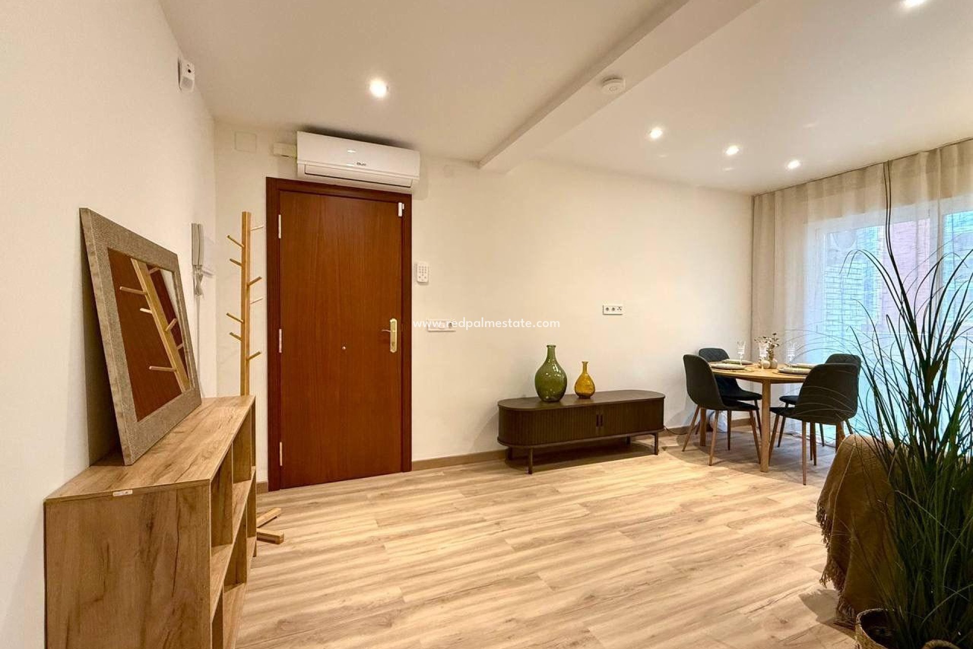 Resale - Apartment -
Lo Pagan - La Puntica