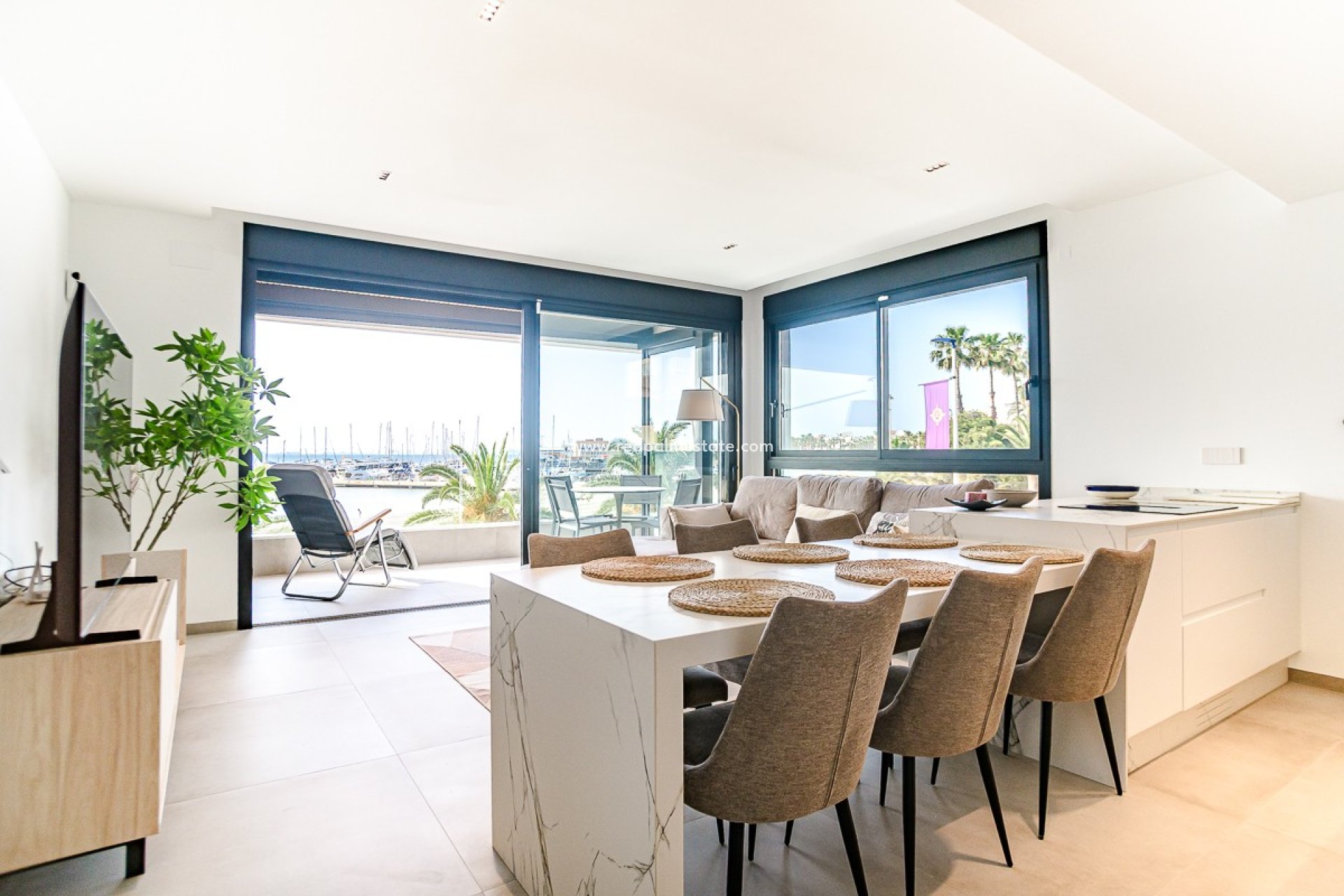 Resale - Apartment -
Lo Pagan - Lo pagan