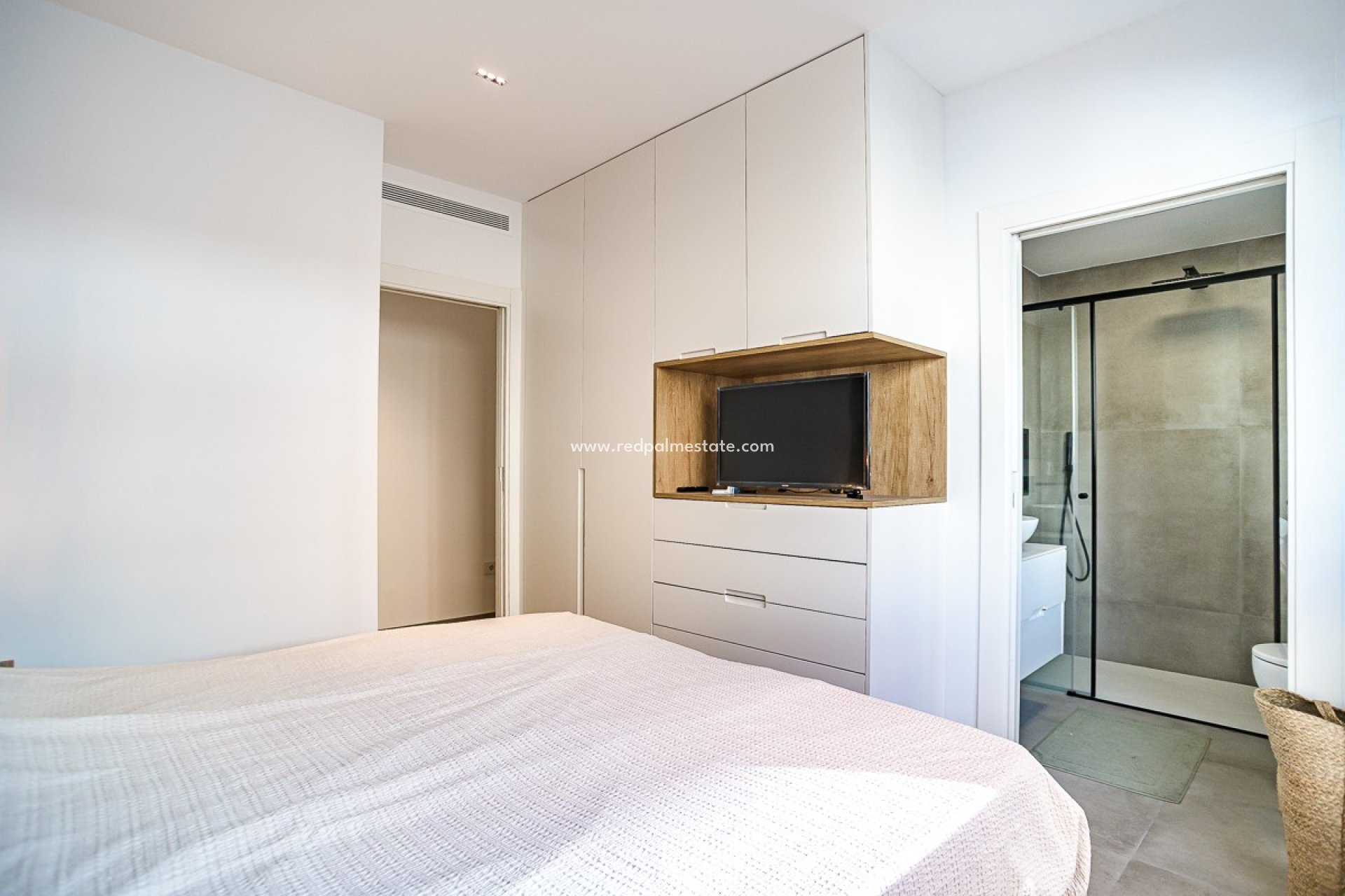 Resale - Apartment -
Lo Pagan - Lo pagan