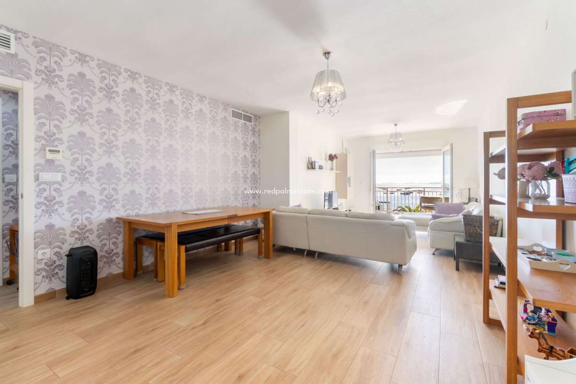 Resale - Apartment -
Lo Pagan - Lo pagan