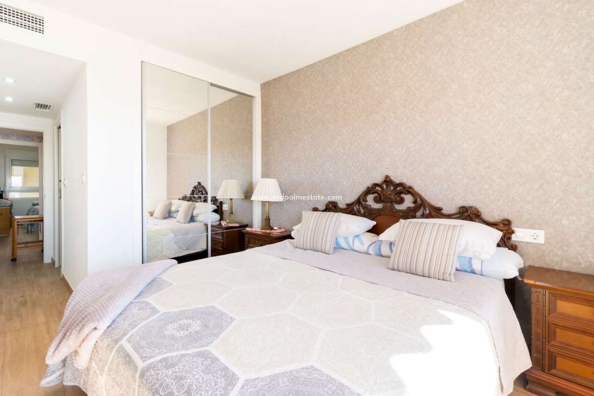 Resale - Apartment -
Lo Pagan - Lo pagan