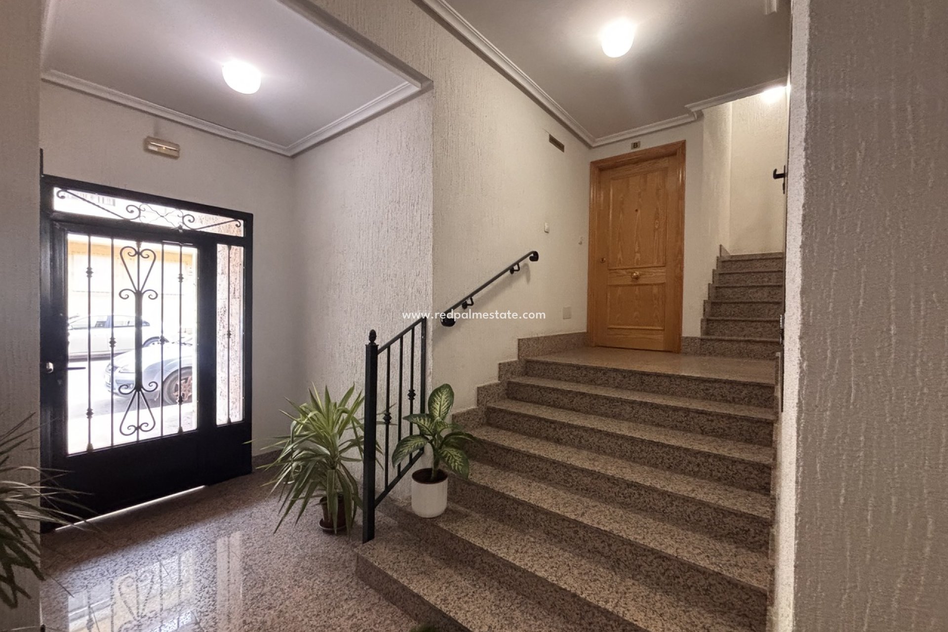 Resale - Apartment -
Lo Pagan - Lo pagan