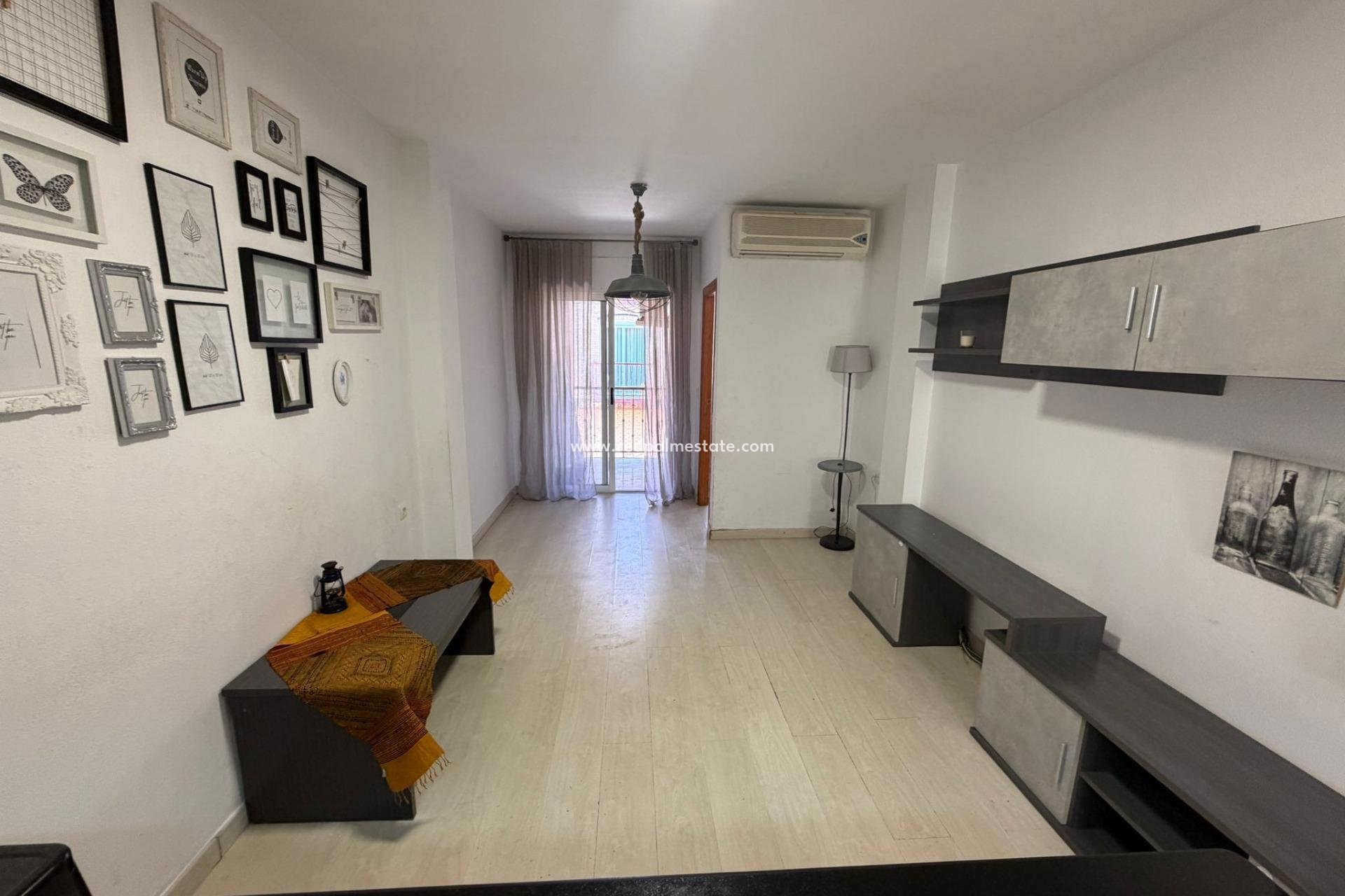 Resale - Apartment -
Lo Pagan - Villananitos