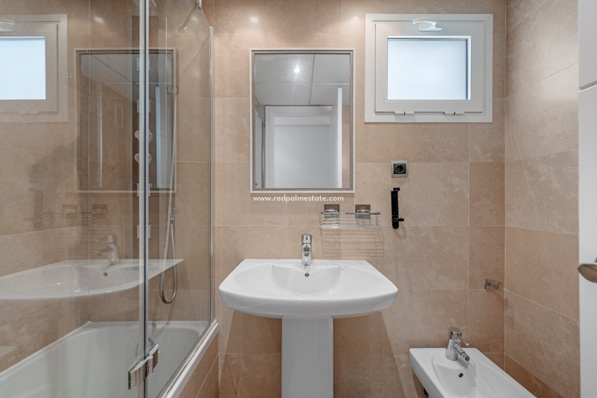 Resale - Apartment -
Los Alczares - Serena Golf