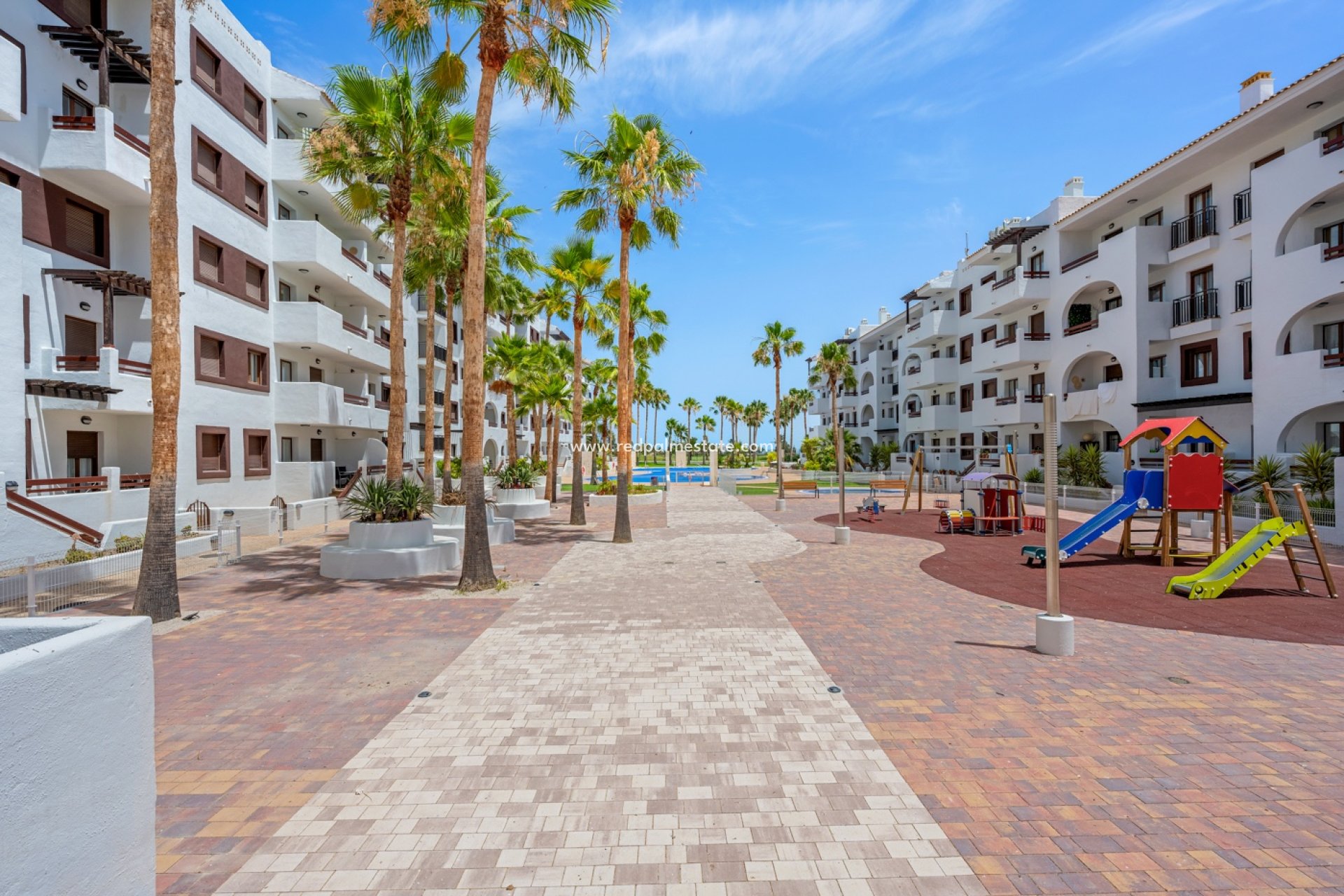 Resale - Apartment -
Los Alczares - Serena Golf