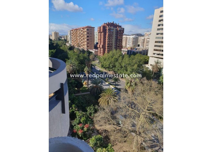 Resale - Apartment -
Málaga - Center