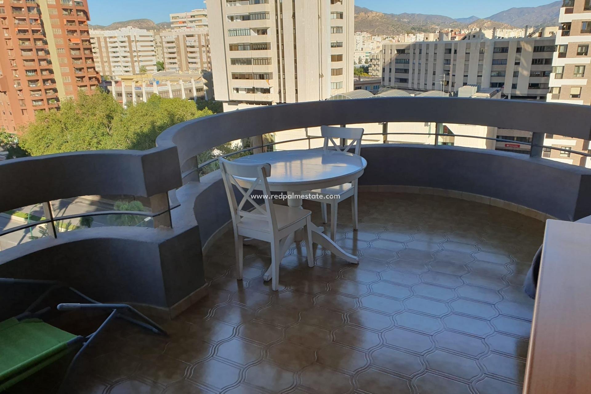Resale - Apartment -
Málaga - Center
