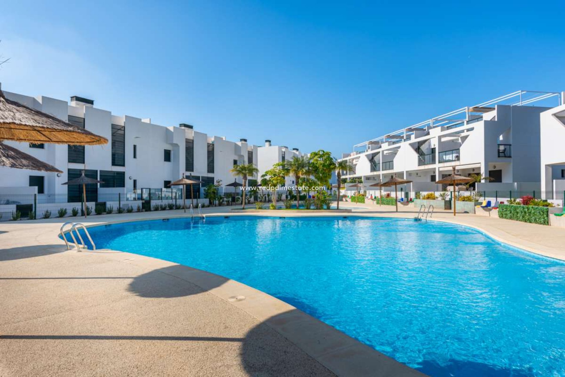 Resale - Apartment -
Mil Palmeras - Costa Blanca