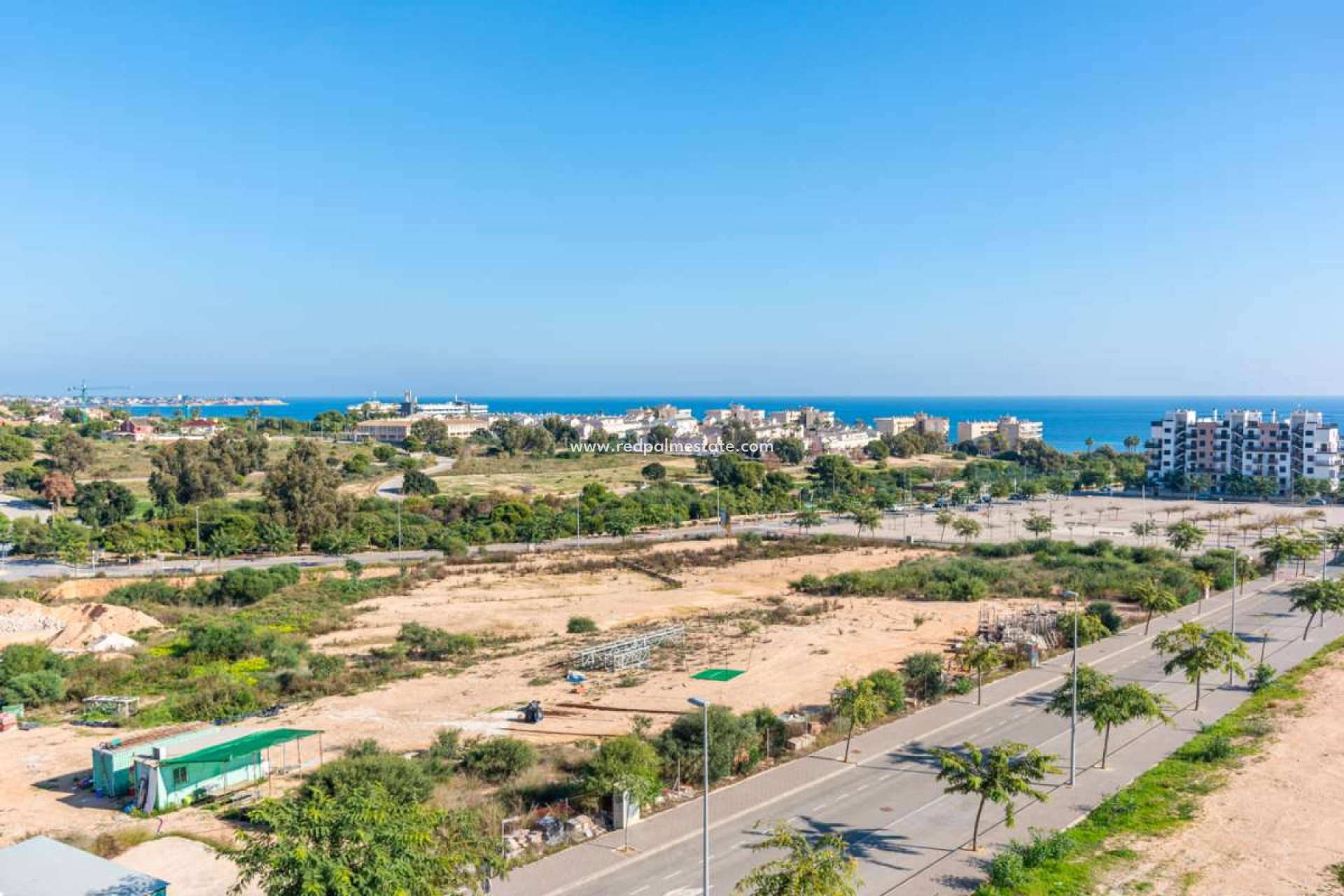 Resale - Apartment -
Mil Palmeras - Costa Blanca