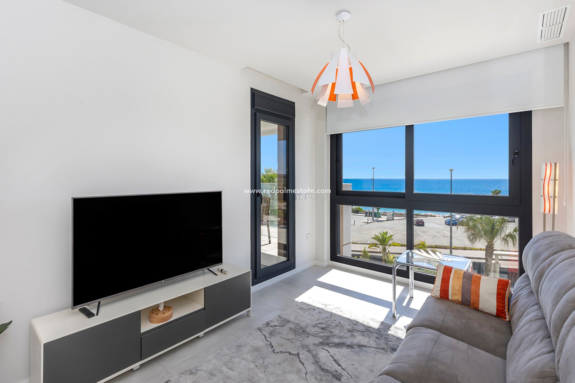 Resale - Apartment -
Mil Palmeras - Costa Blanca