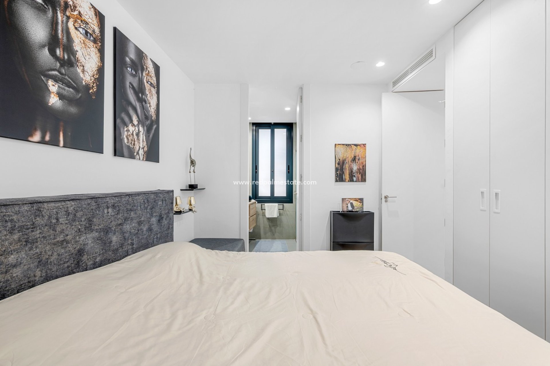 Resale - Apartment -
Monforte del Cid - Inland