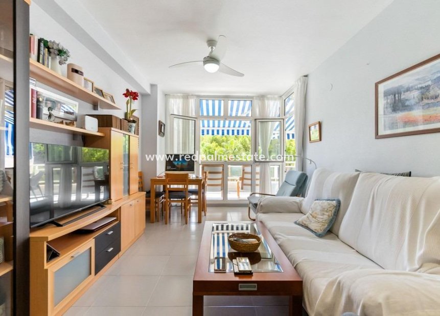 Resale - Apartment -
Orihuela Costa - Altos de Campoamor