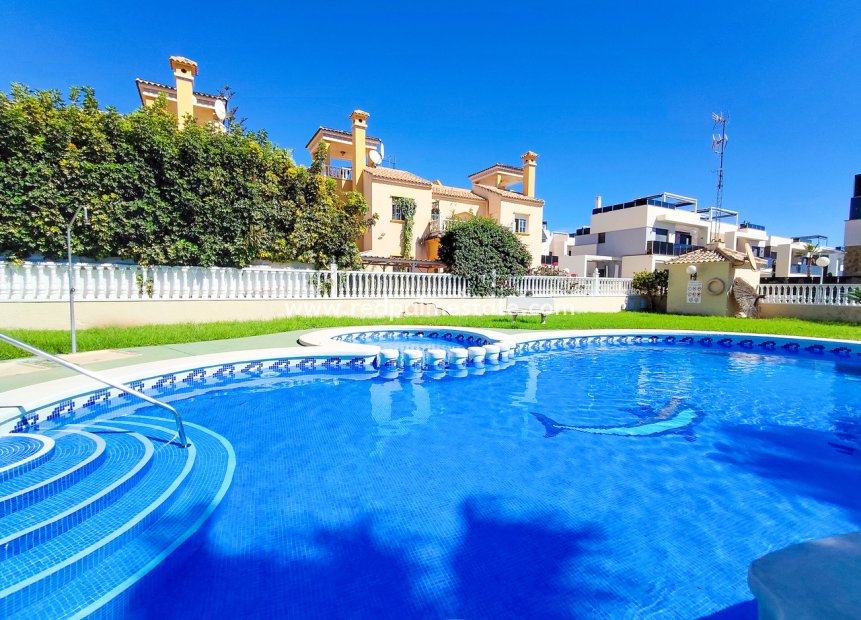 Resale - Apartment -
Orihuela Costa - Cabo Roig