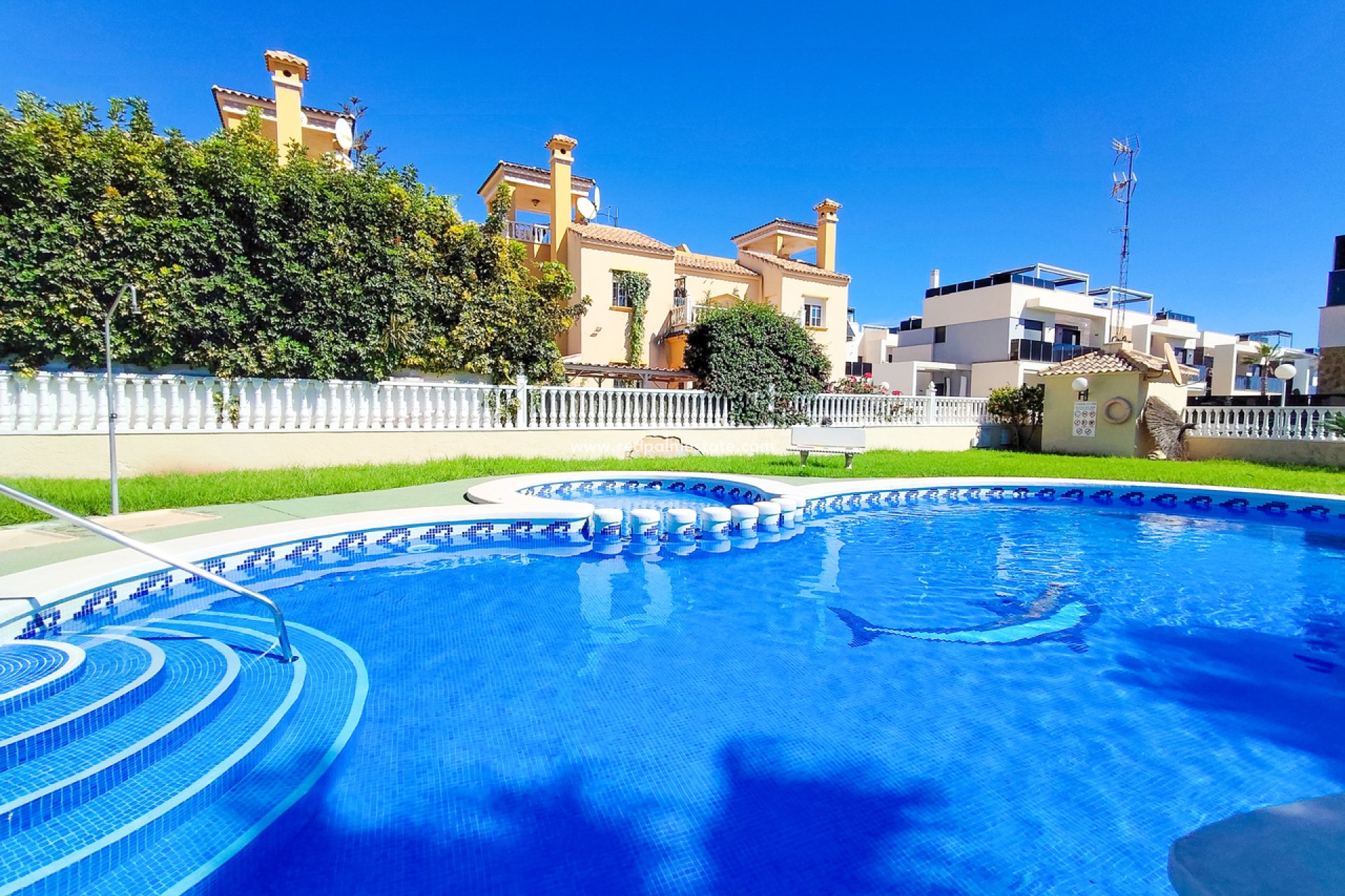 Resale - Apartment -
Orihuela Costa - Cabo Roig