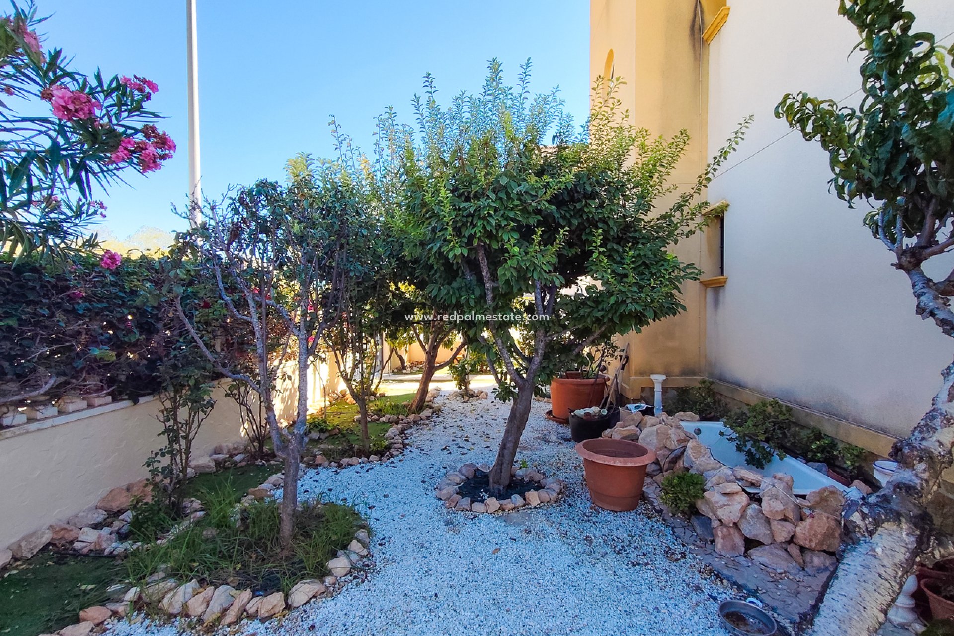 Resale - Apartment -
Orihuela Costa - Cabo Roig