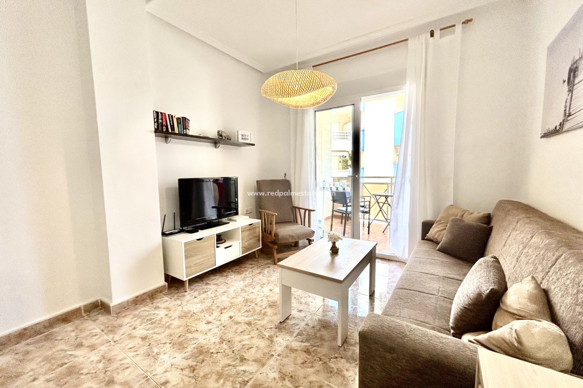 Resale - Apartment -
Orihuela Costa - Cabo Roig