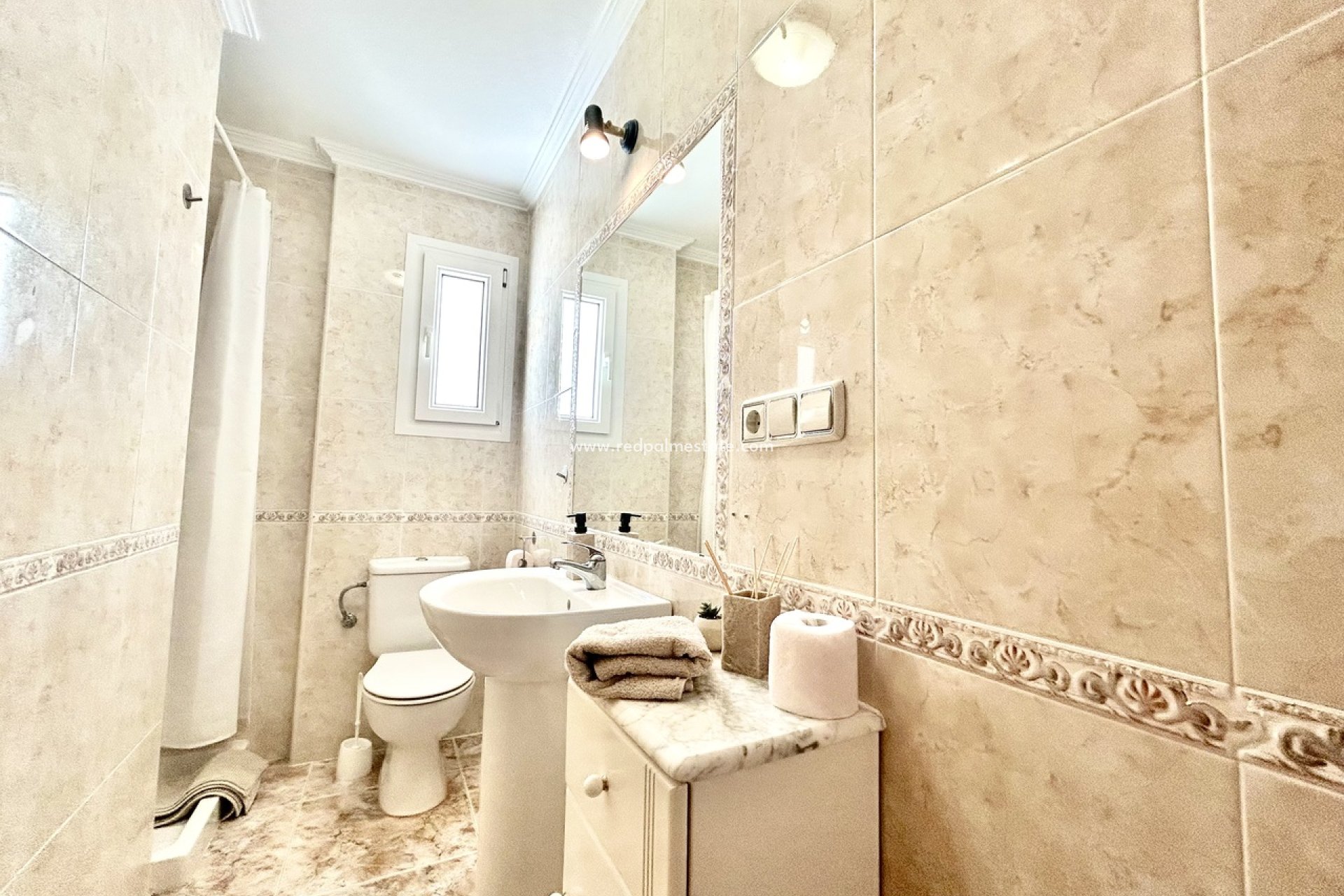 Resale - Apartment -
Orihuela Costa - Cabo Roig