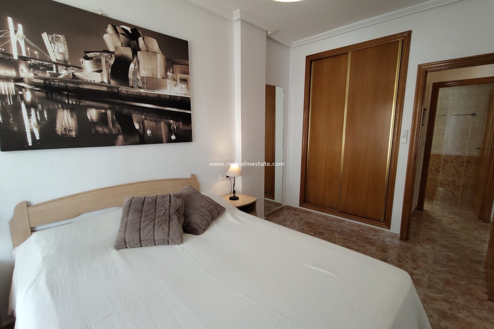 Resale - Apartment -
Orihuela Costa - Cabo Roig