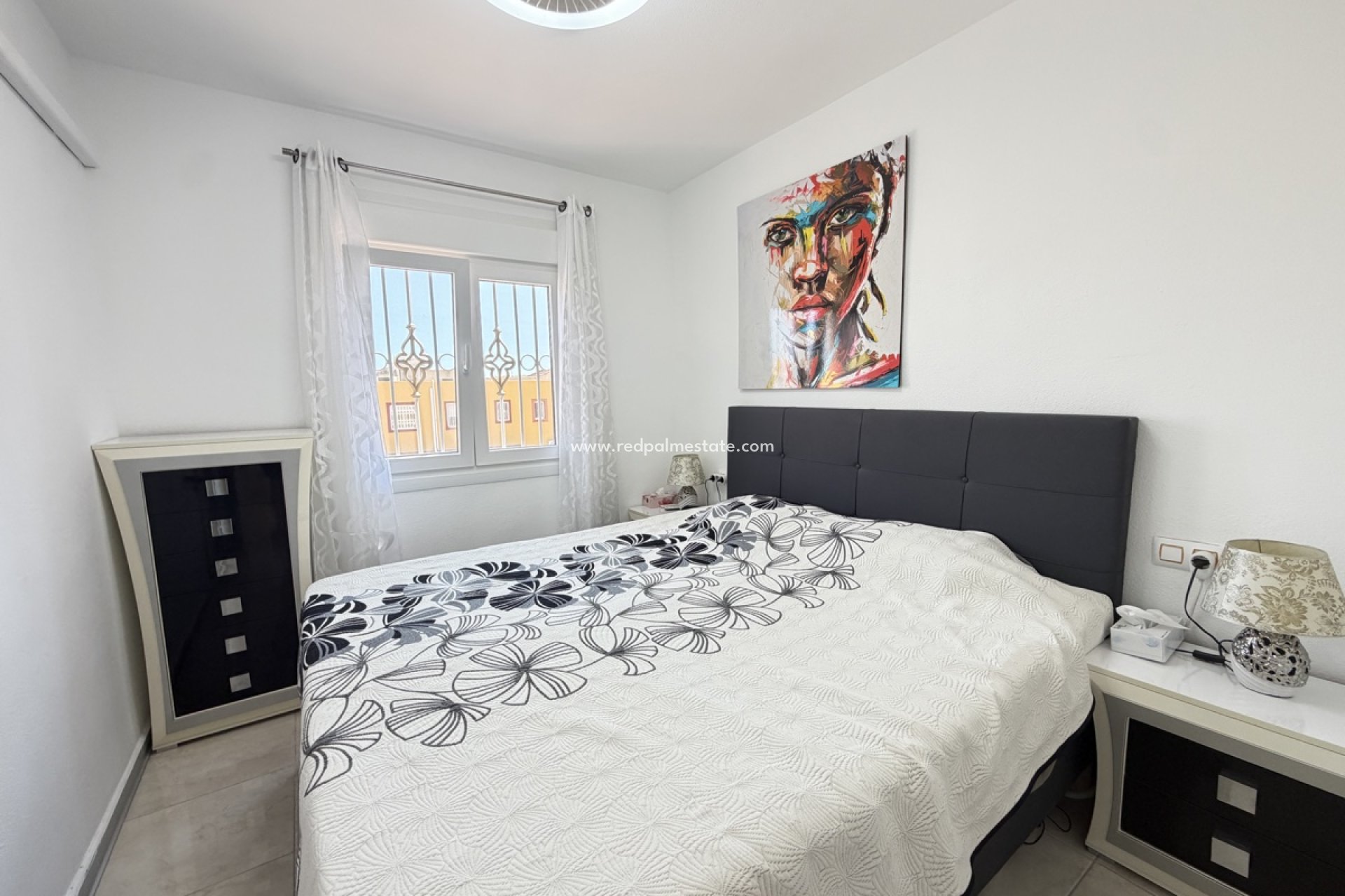 Resale - Apartment -
Orihuela Costa - Cabo Roig