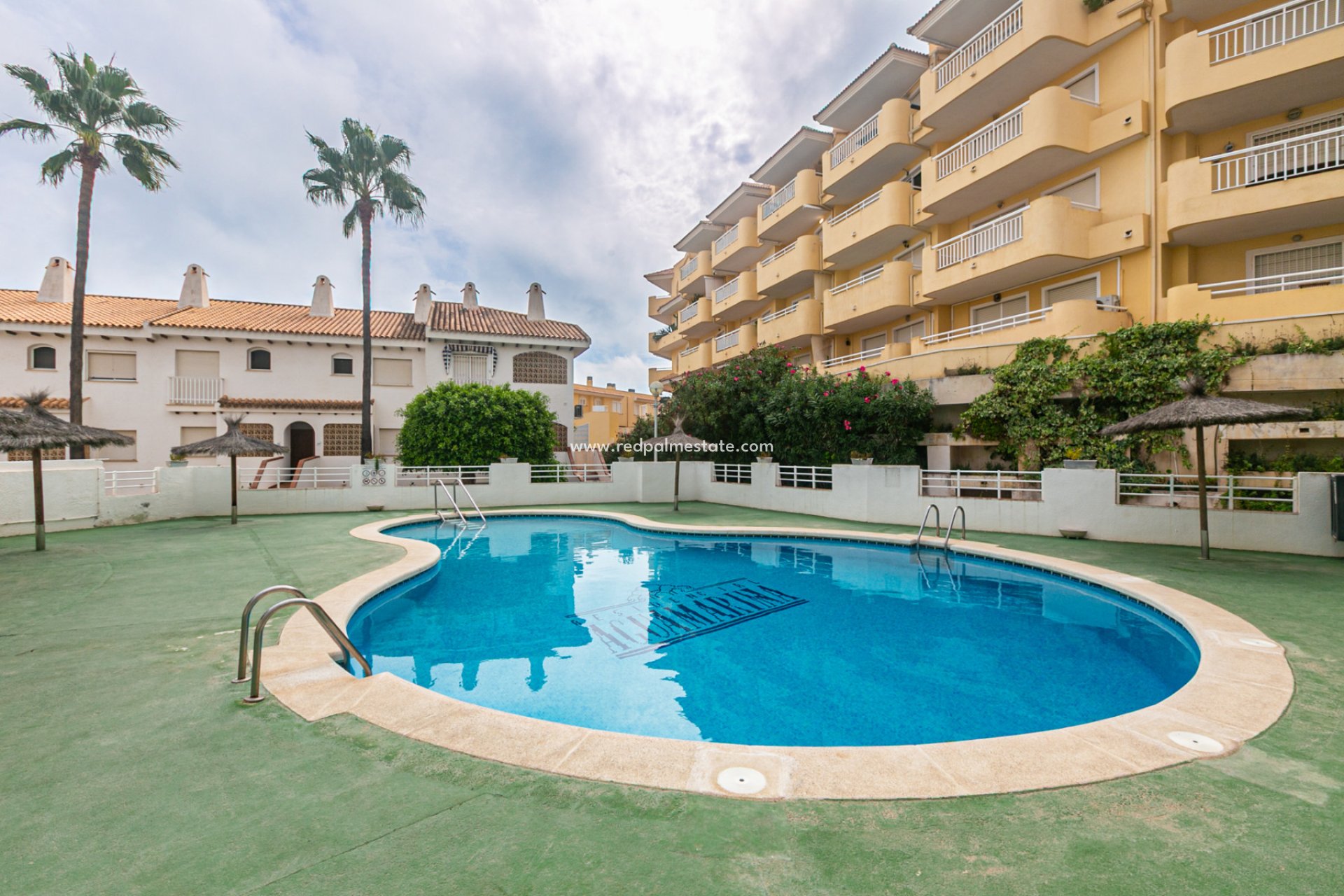 Resale - Apartment -
Orihuela Costa - Cabo Roig