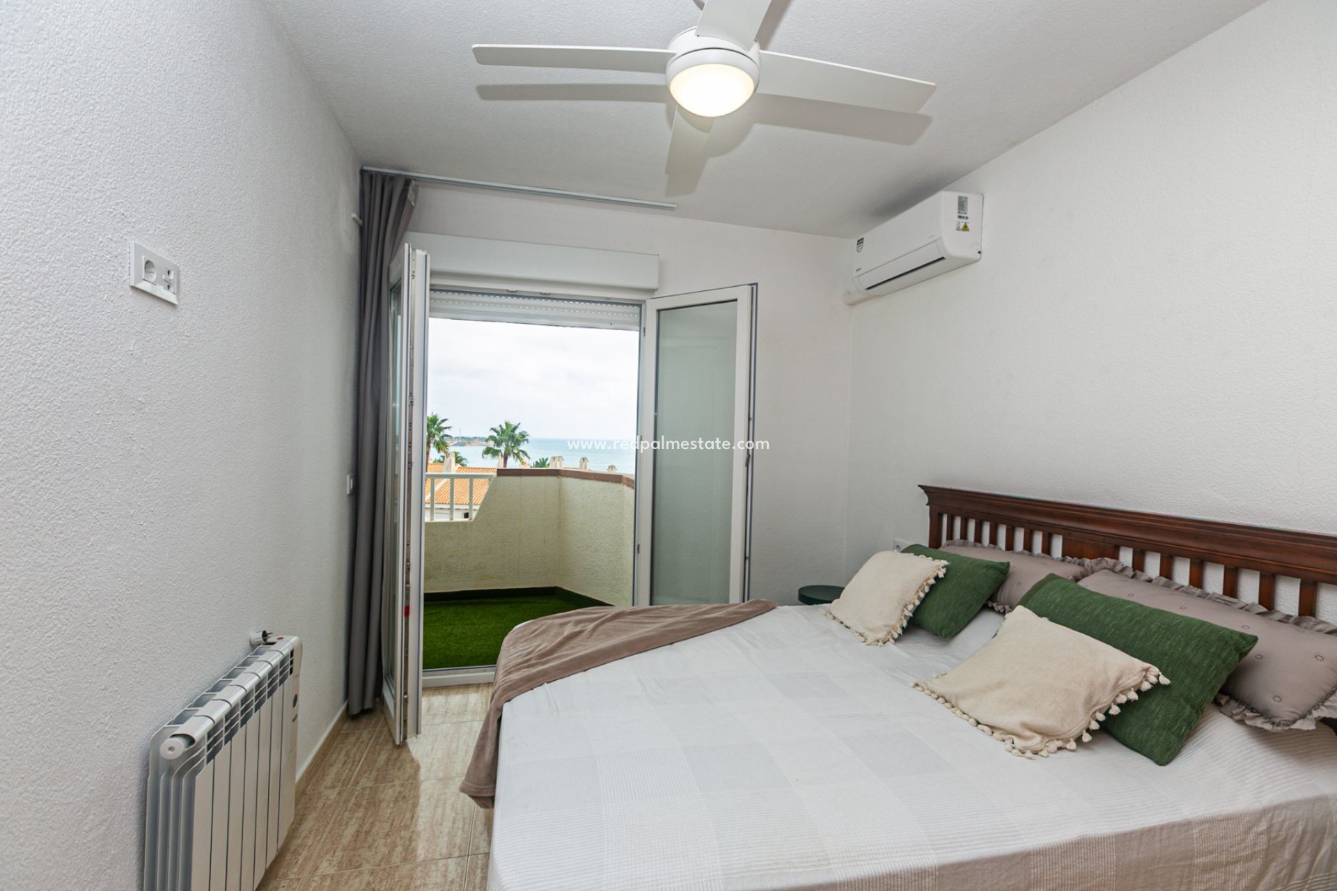 Resale - Apartment -
Orihuela Costa - Cabo Roig