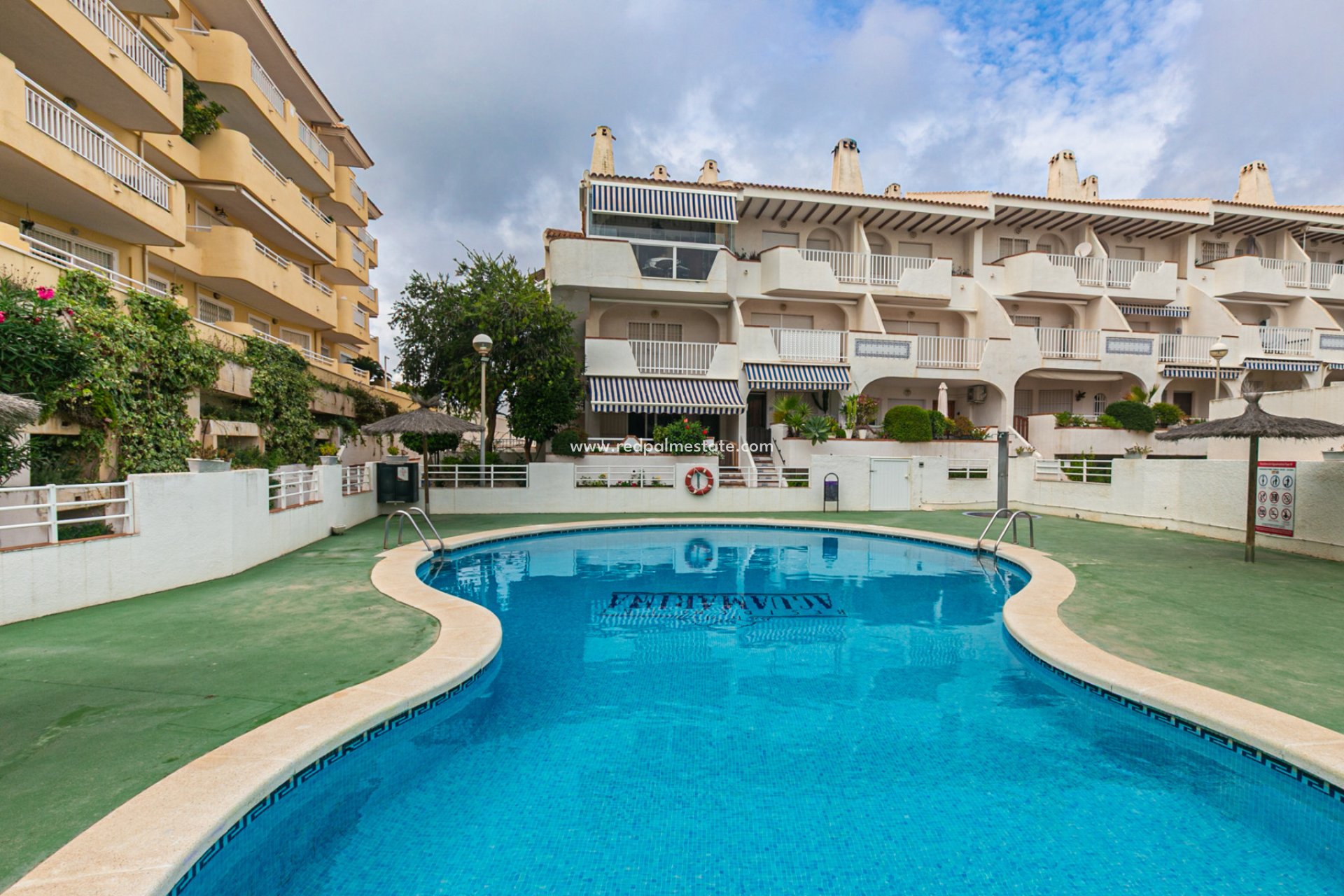 Resale - Apartment -
Orihuela Costa - Cabo Roig