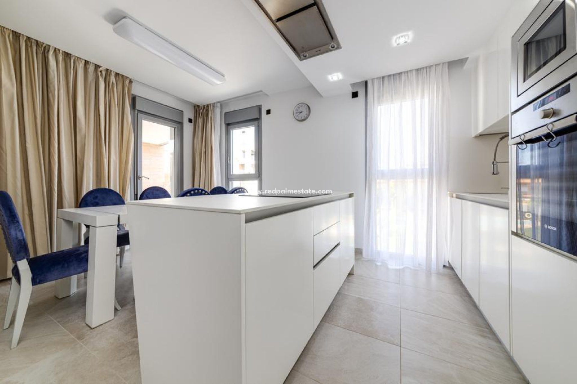 Resale - Apartment -
Orihuela Costa - Cabo Roig