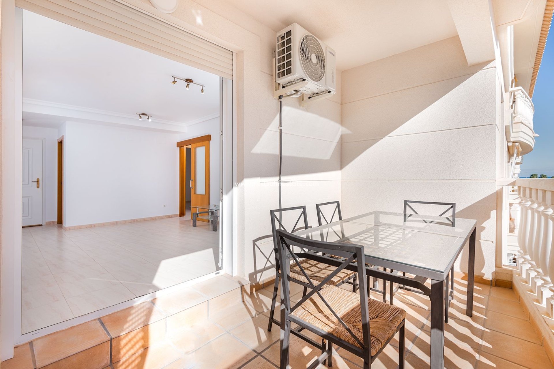 Resale - Apartment -
Orihuela Costa - Cabo Roig