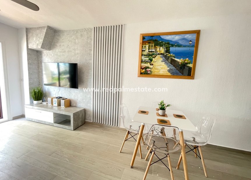 Resale - Apartment -
Orihuela Costa - Cabo Roig