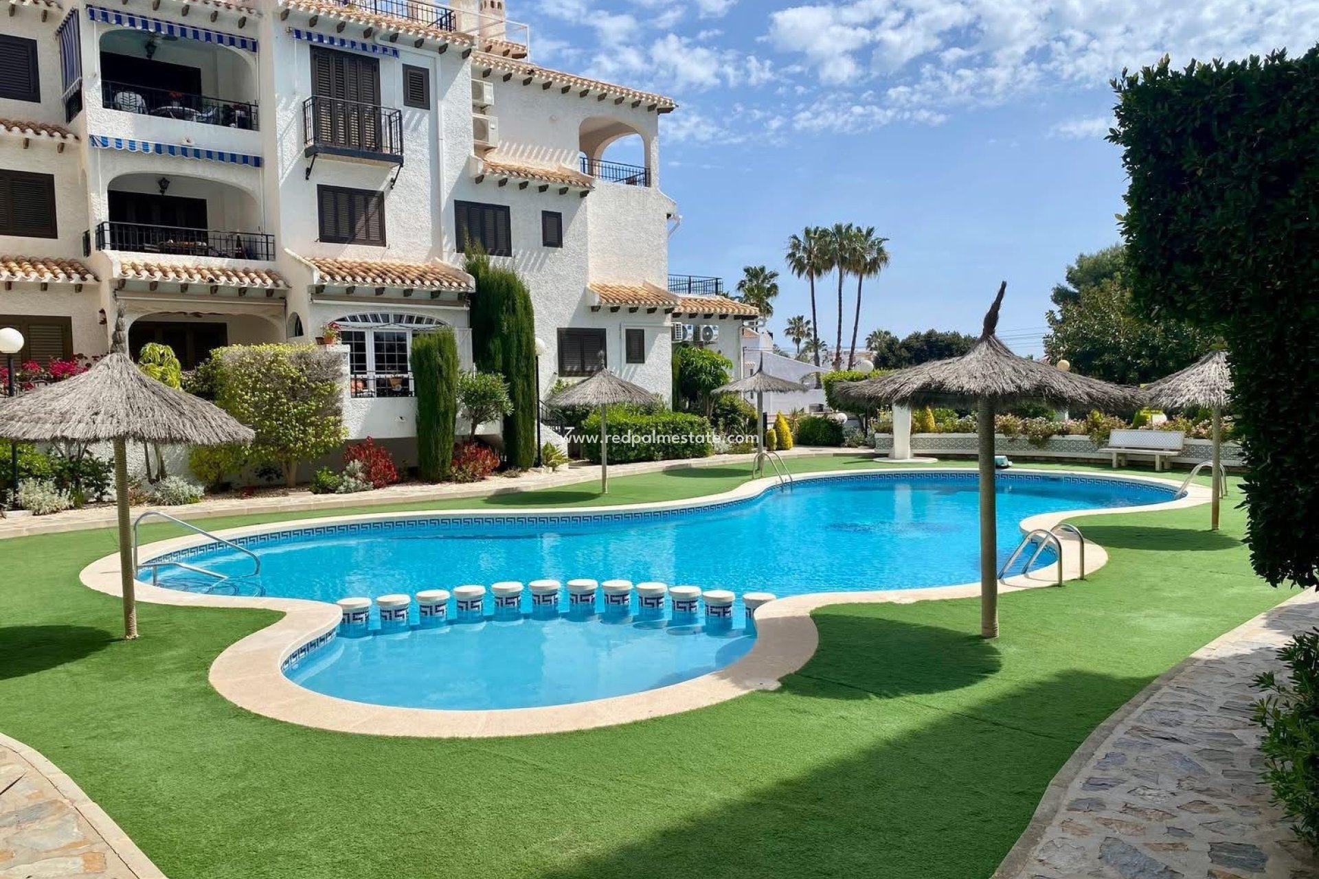 Resale - Apartment -
Orihuela Costa - Cabo Roig