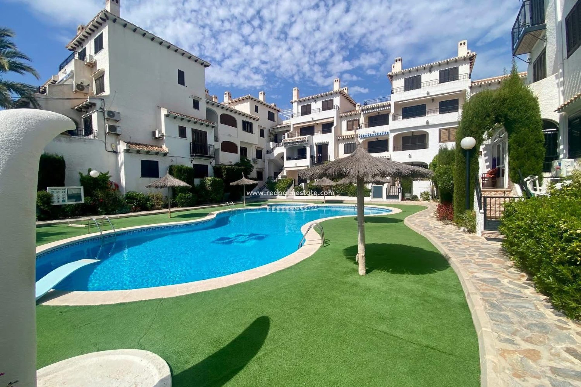 Resale - Apartment -
Orihuela Costa - Cabo Roig