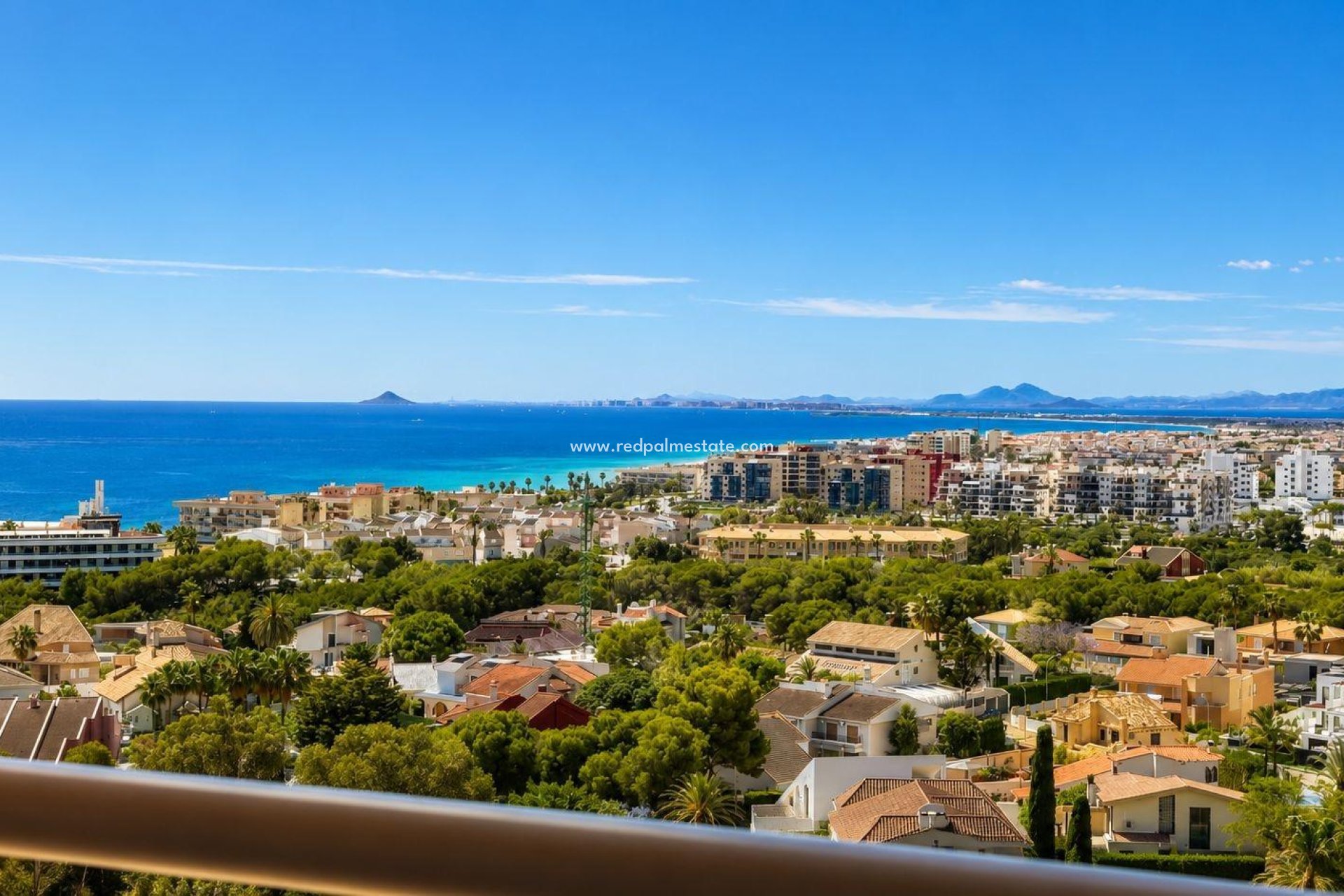 Resale - Apartment -
Orihuela Costa - Campoamor