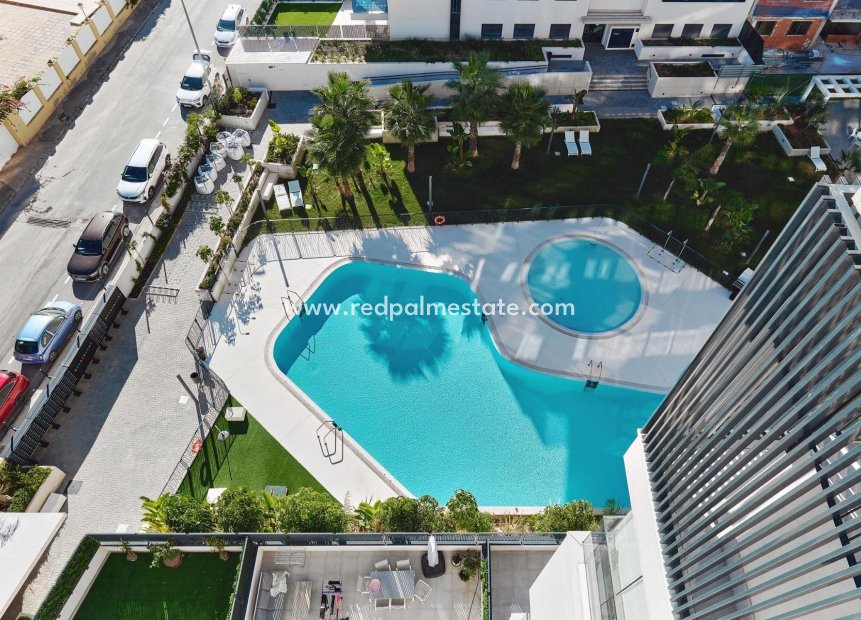 Resale - Apartment -
Orihuela Costa - Campoamor