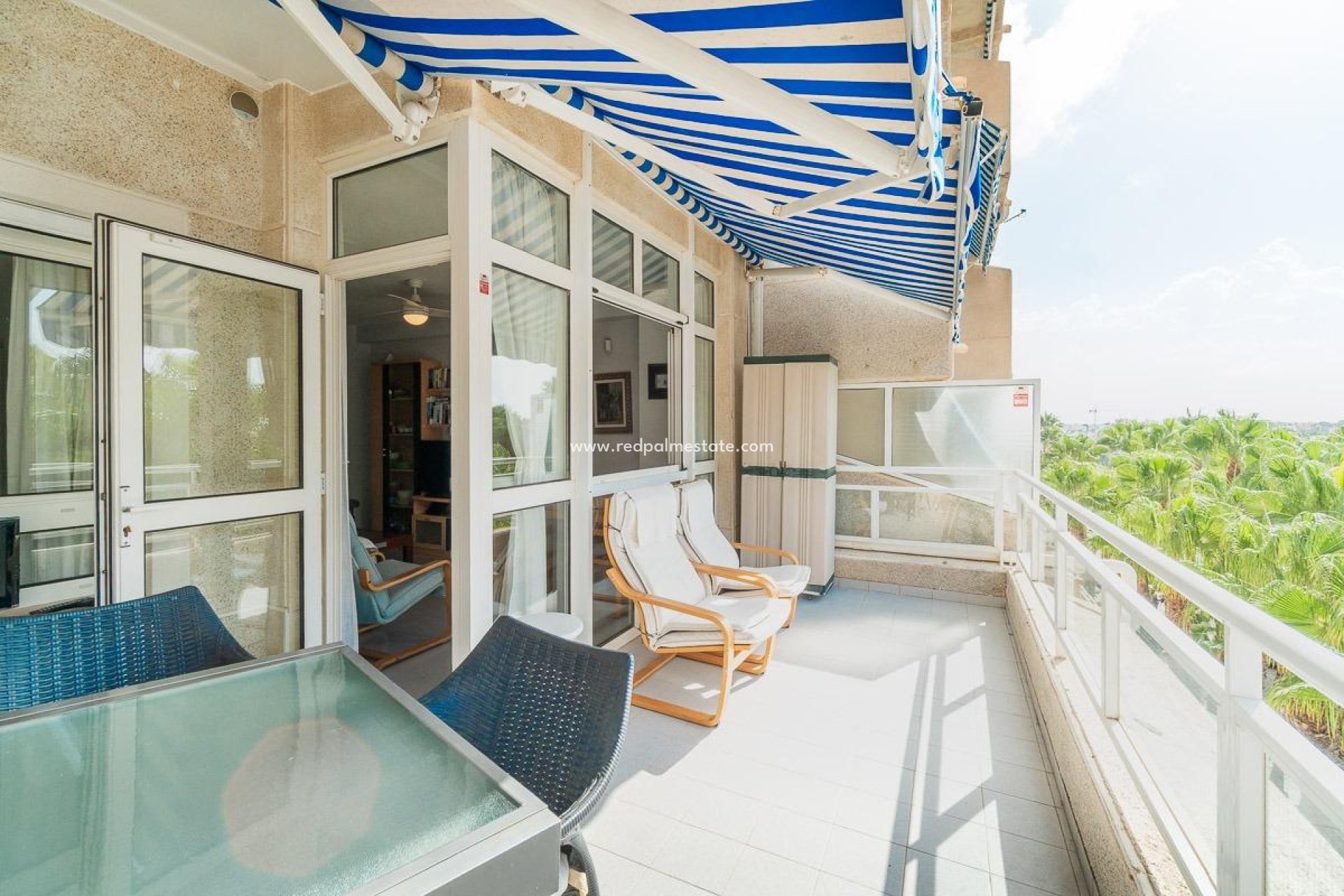 Resale - Apartment -
Orihuela Costa - Campoamor