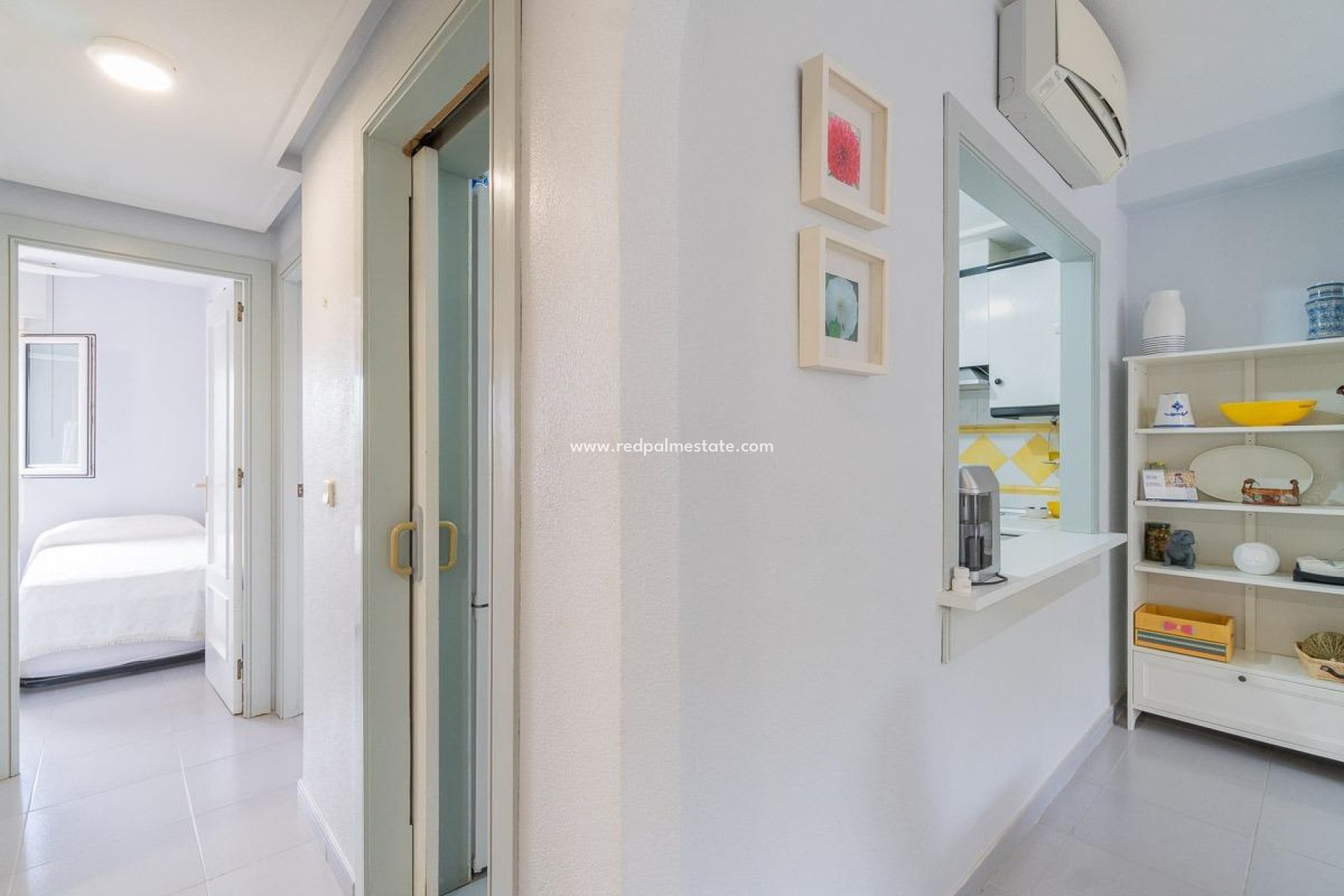 Resale - Apartment -
Orihuela Costa - Campoamor
